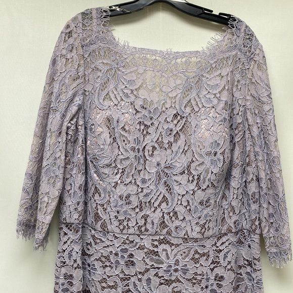 Js Collections plus size 3/4 sleeves lace long gown - Picture 4 of 9